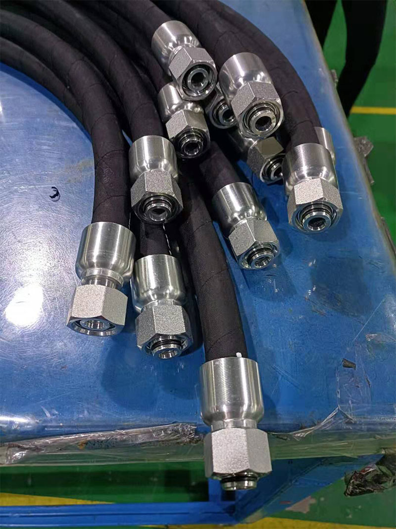 液壓回油軟管的關鍵應用
